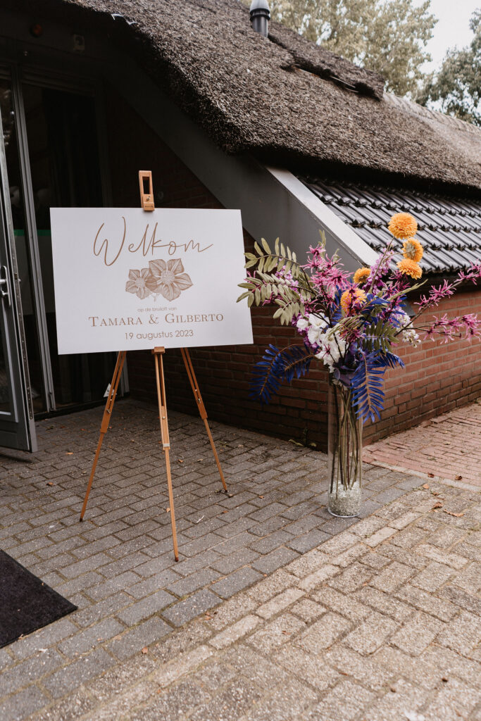 Welkomstbord bruiloft